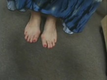 Hermosos pies maduros con hermosos juanetes grandes