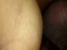 Esposa nepalí consigue anal en el baño