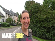 AMATEUREURO - La dama madura alemana es golpeada por Horny Stranger