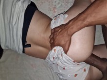 Buen joder con mi cuñado en la cama de mi novio cuando se fue al trabajo
