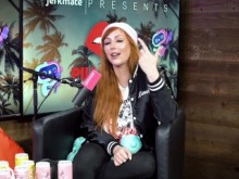 Lauren Phillips enseña a amouranth cómo hacer triple penetración