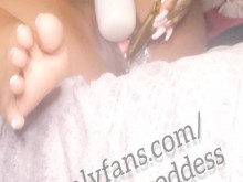 Bonito coño y pies bonitos