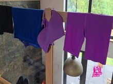 La esposa engaña a su esposo en un viaje en bicicleta. Polonia es una hermosa milf, madura. Son mejores que hentai