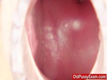 Enormes tetas naturales Madura Sabrina desagradable cita con el ginecólogo