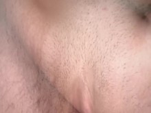 ¡Esta prostituta me está cobrando más ahora! ¡Maldita inflación! ¡Firma todo el día y luego quiere más!