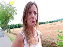 AMATEUR EURO - Madura alemana es recogida y follada duro - Liss Longlegs