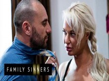 FAMILY SINNERS - Milf odia a su hermana, así que se folla a su marido y le hace rogar por más