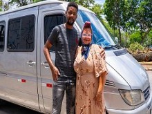 abuela barriga gorda eyacula mientras la follan el culo