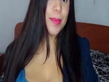 Explorando la Creatividad Sexual: Aprende Manualidades con la Profesora Avitxxi