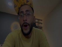 Sus usuarios quieren verla chupandome la polla y el culo