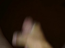 Acariciando mi polla!