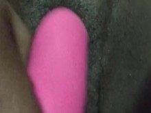 Viendo a mi hijastra follándose su apretado coño mientras se masturba