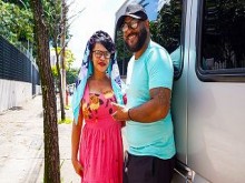 maduras con tetas caídas recogidas para follar por el culo con dureza